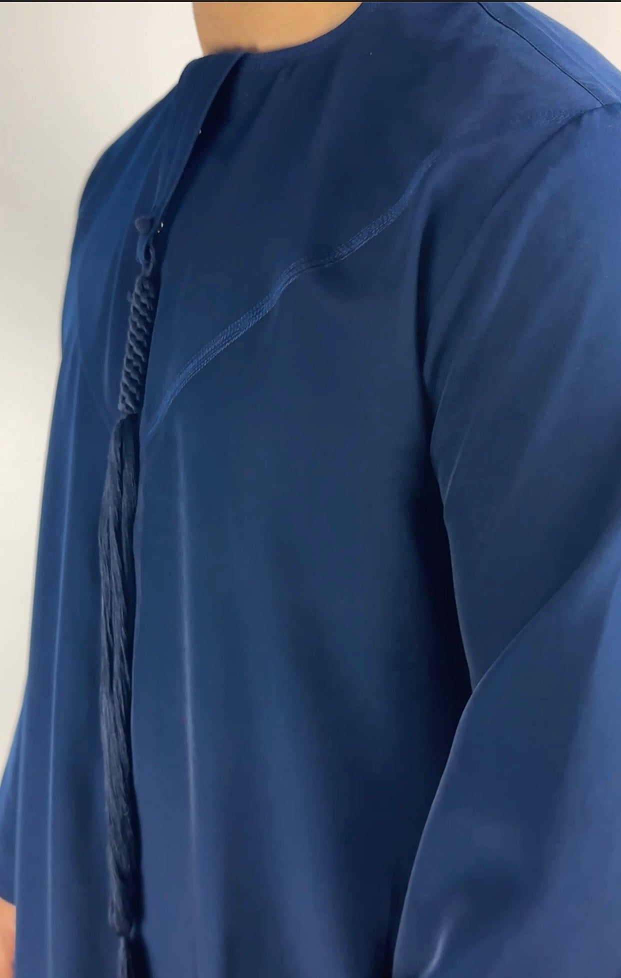 Matte Deep Navy Emirati thobe with detachable tassel