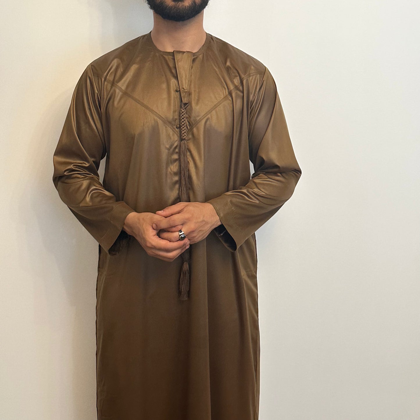Brown silky Emirati thobe with detachable tassel