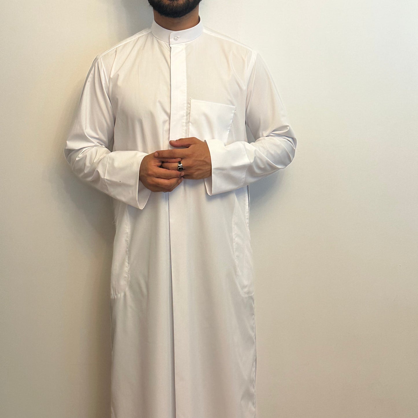 Kuwaiti adult summer White thobe