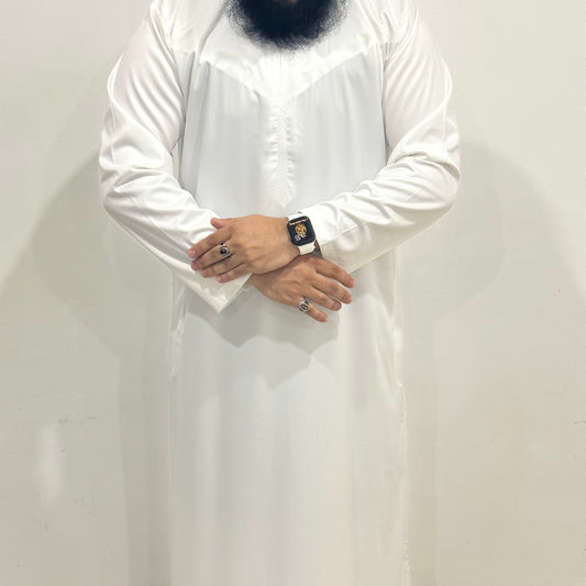 White Omani zip thobe