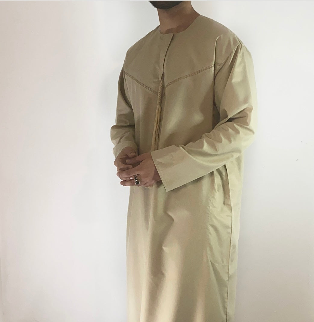 Beige summer Emirati thobe