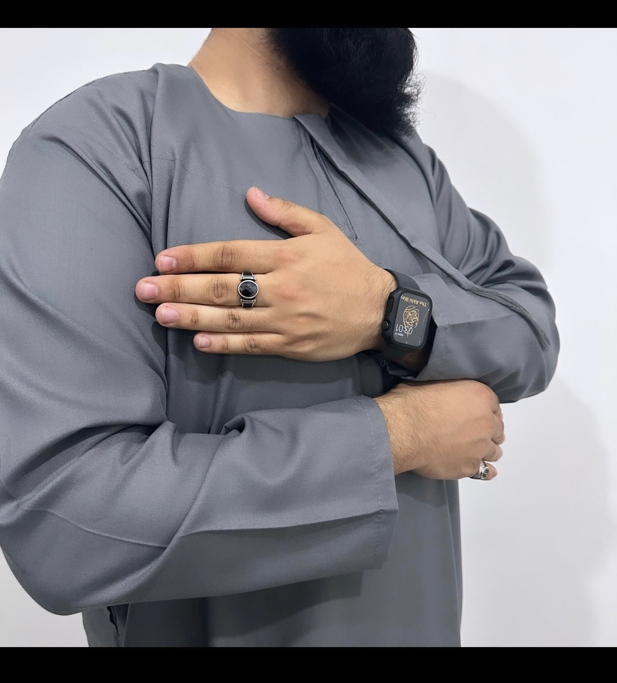 Light grey slim fit winter Emirati thobe