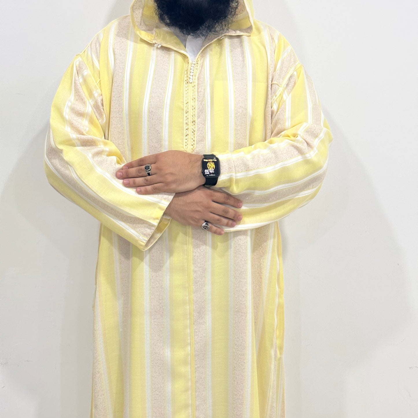 Beige and yellow hooded Moroccan thobe