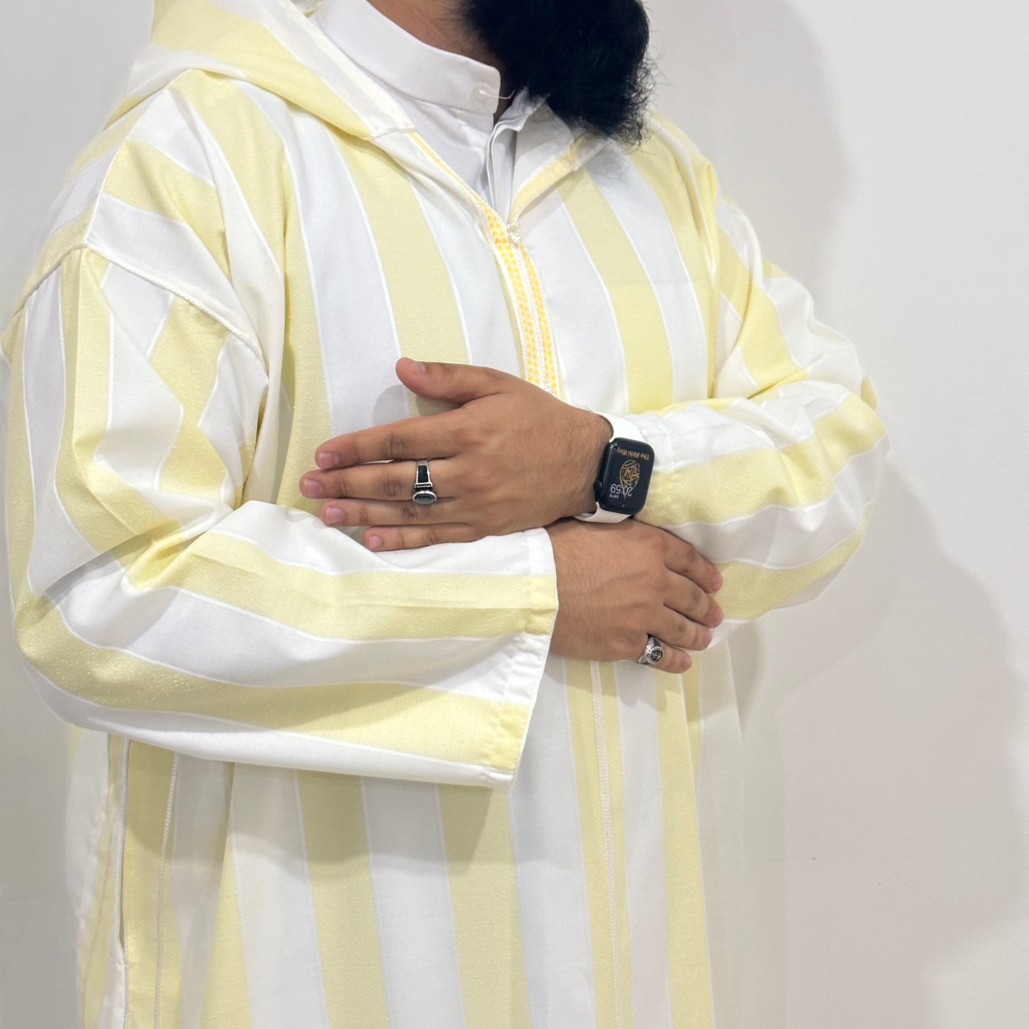 White and yellow Moroccan hooded thobe