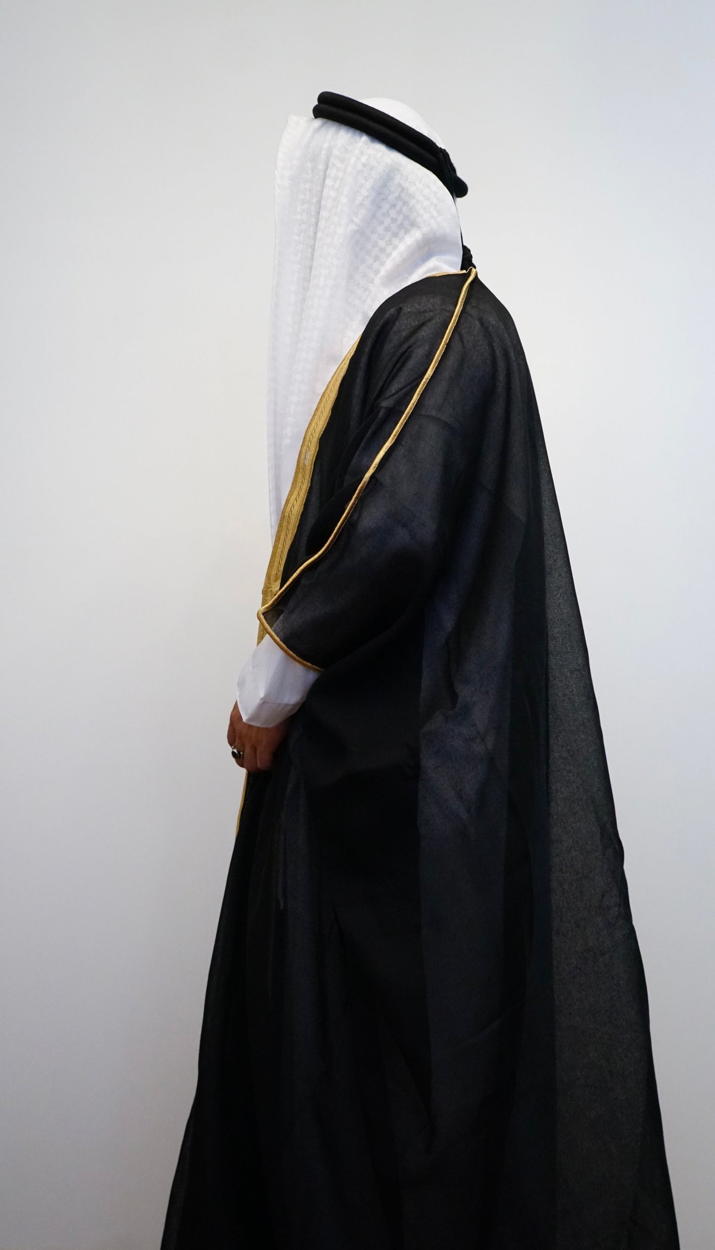 Mens premium  Black bisht / Arab over cloak