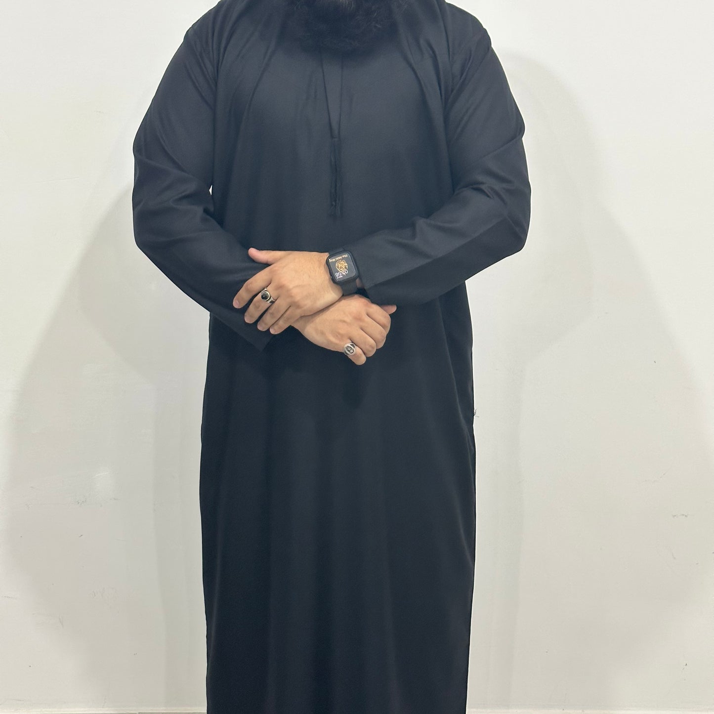 Black slim fit Emirati winter thobe